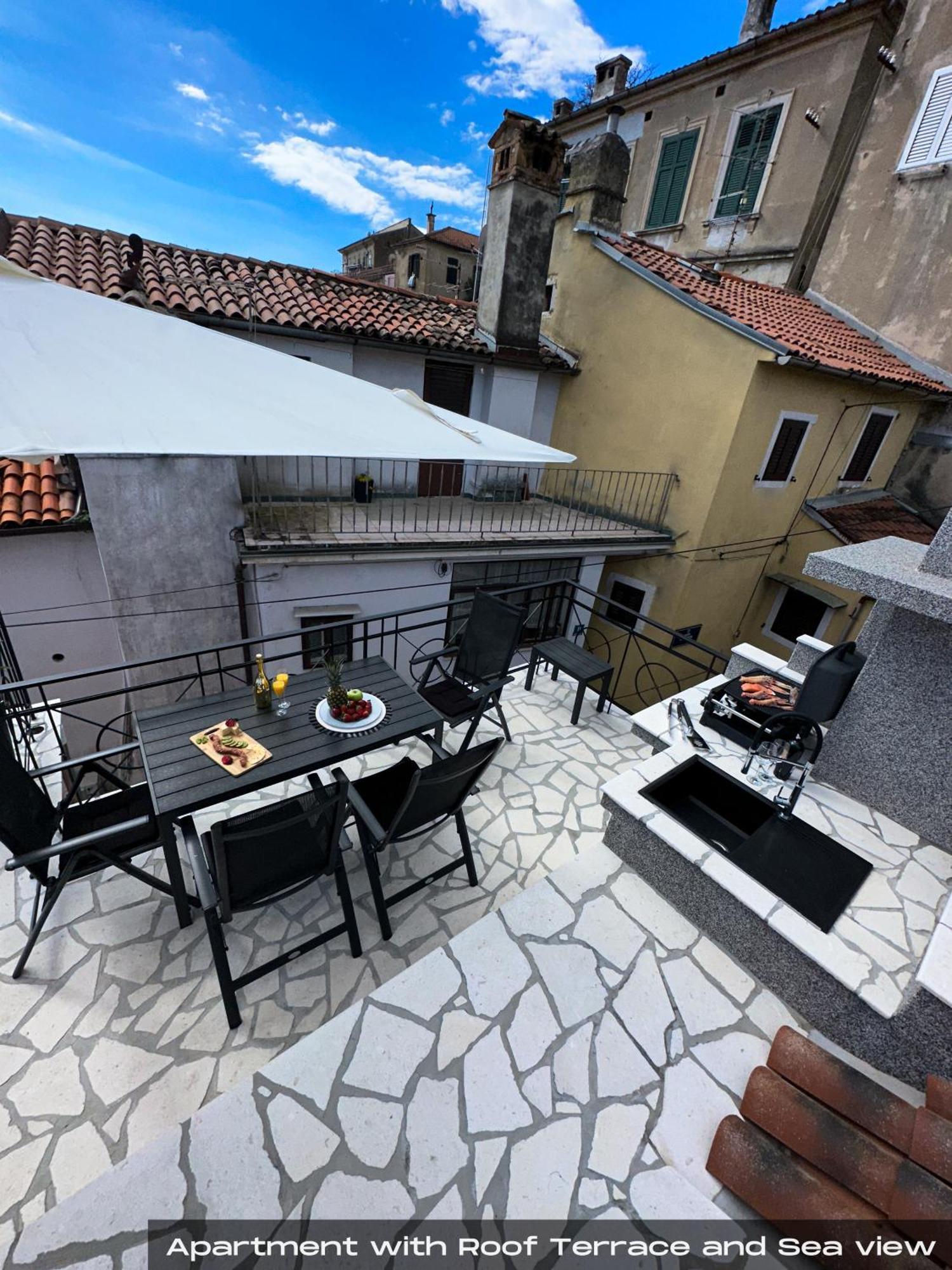 Villa Volos With Roof Terrace, Sea View, Free Private Parking Opatija Exterior foto