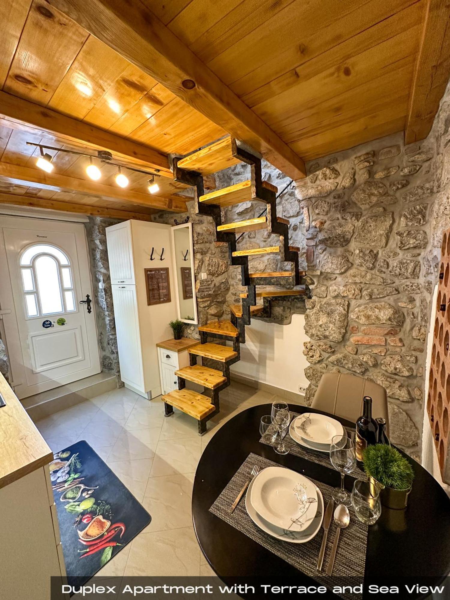 Villa Volos With Roof Terrace, Sea View, Free Private Parking Opatija Exterior foto