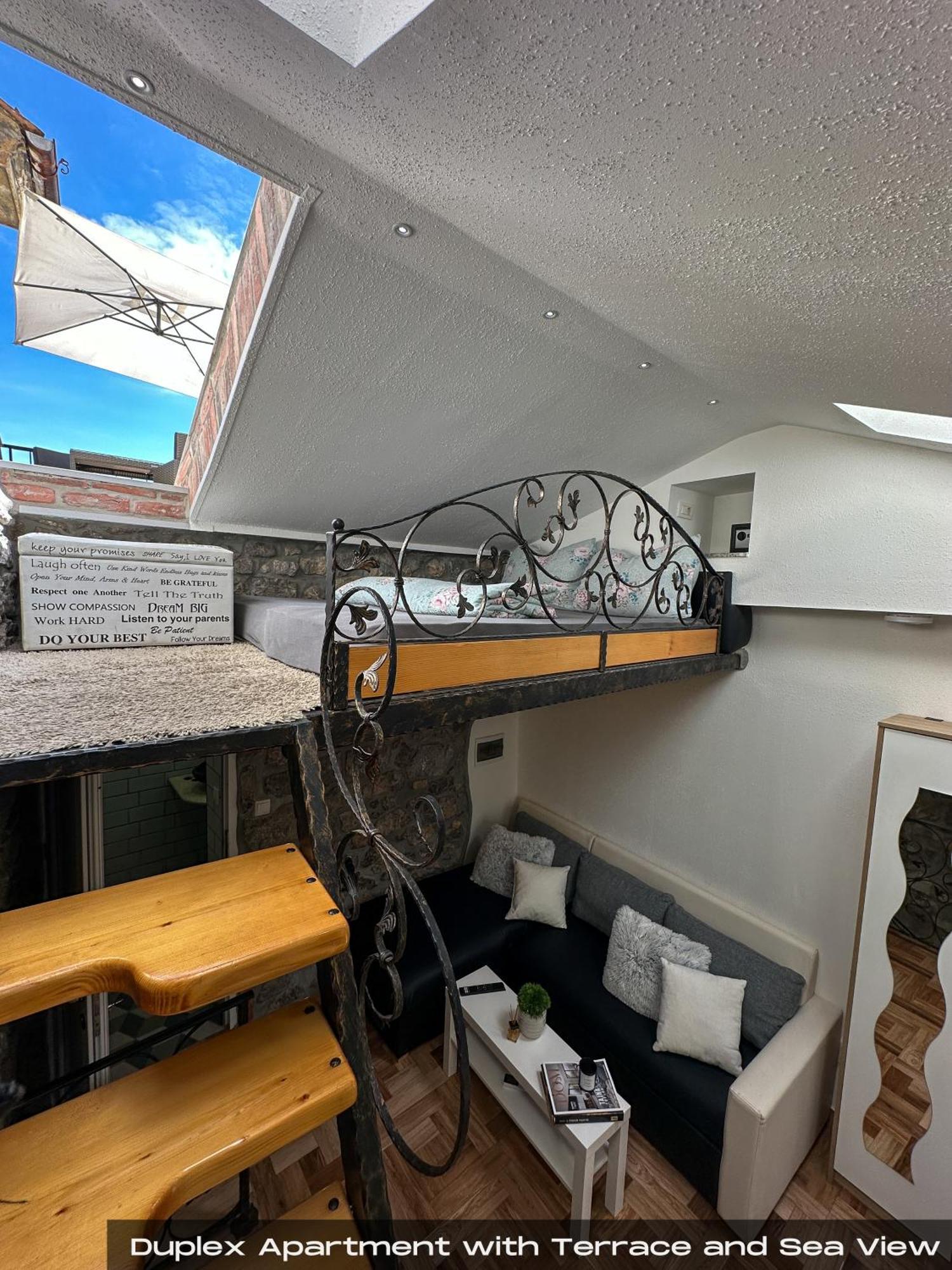 Villa Volos With Roof Terrace, Sea View, Free Private Parking Opatija Exterior foto